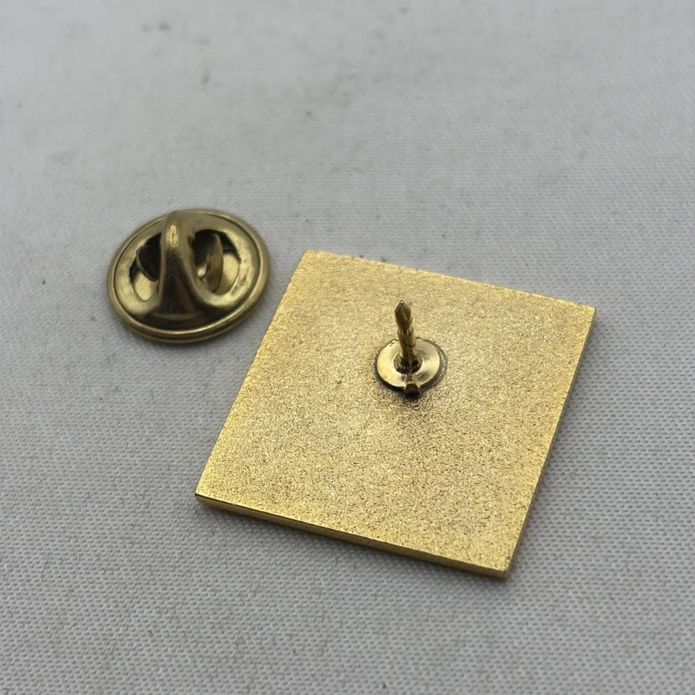 Gustavus Adolphus College Three Crowns Logo Lapel Hat Pin